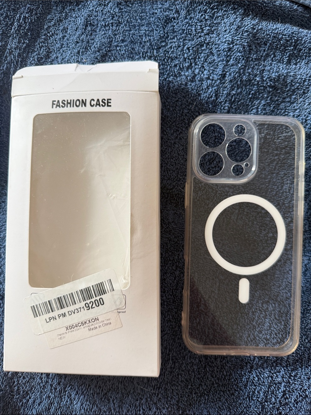 Clear MagSafe-Compatible iPhone 16 Pro Max Case with White Ring